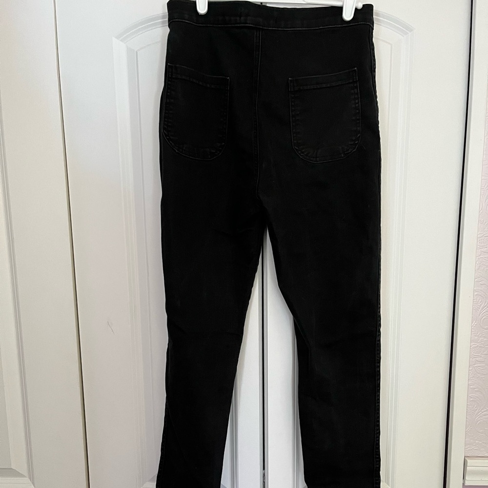 Stretchy American Apparel black jeggings!🖤